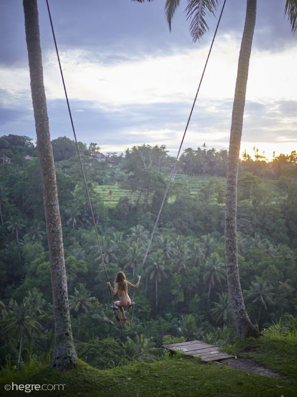 Clover Ubud Bali sūpynės #2