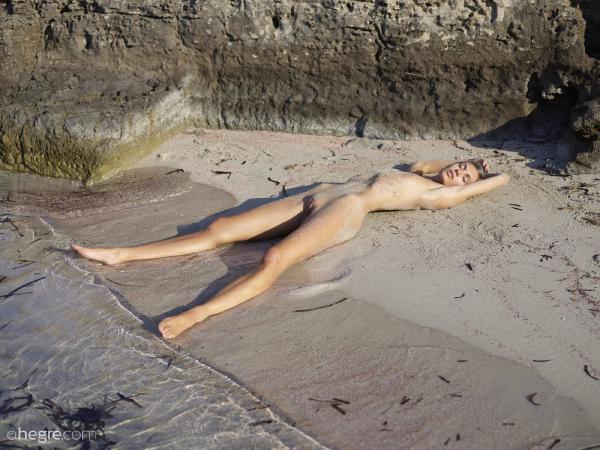 Francy nude paradise #2