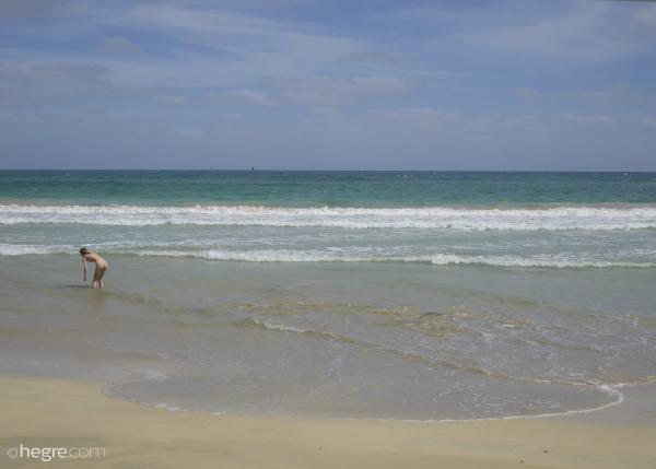 Proserpina spiaggia nudista #30